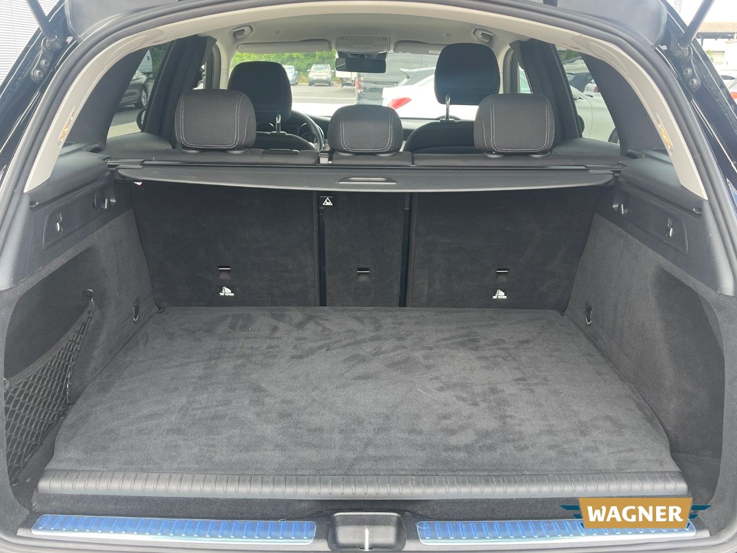 Fahrzeugabbildung Mercedes-Benz GLC 300 de 4Matic EU6d Totwinkelassistent