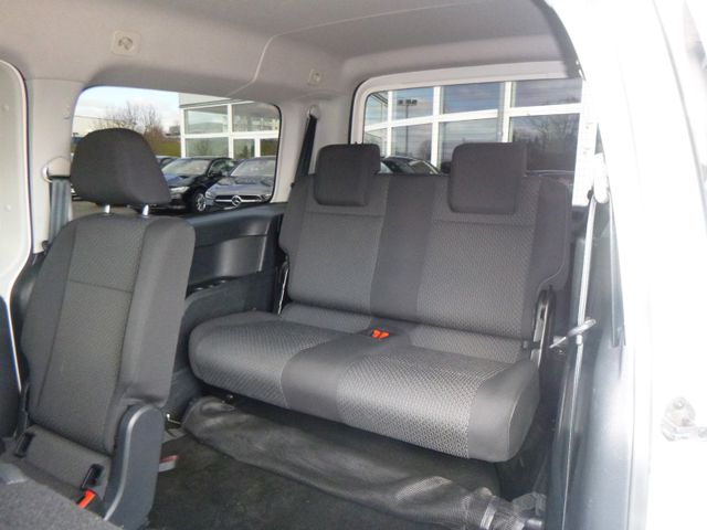 Fahrzeugabbildung Volkswagen Caddy Maxi 2,0 TDI >7Sitze/Sitzheiz/Tempomat<