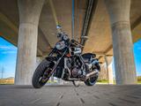 Yamaha V-MAX 1700  - NAKED BIKE MEHR ALS 1500 CCM
