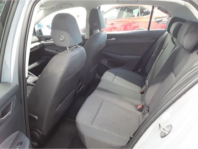 Volkswagen Golf - Bild 8