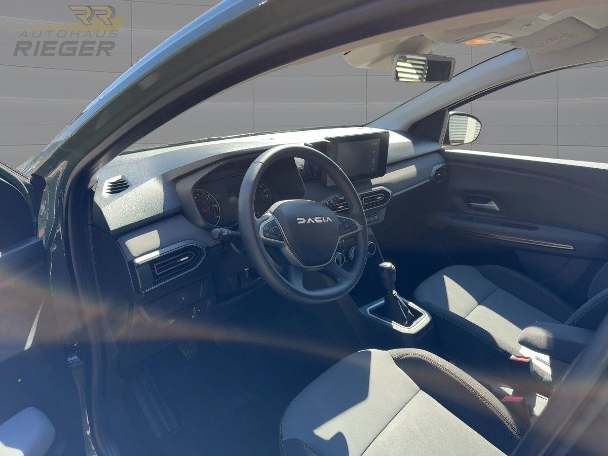 Fahrzeugabbildung Dacia Sandero III Stepway Extreme+ TCe 110