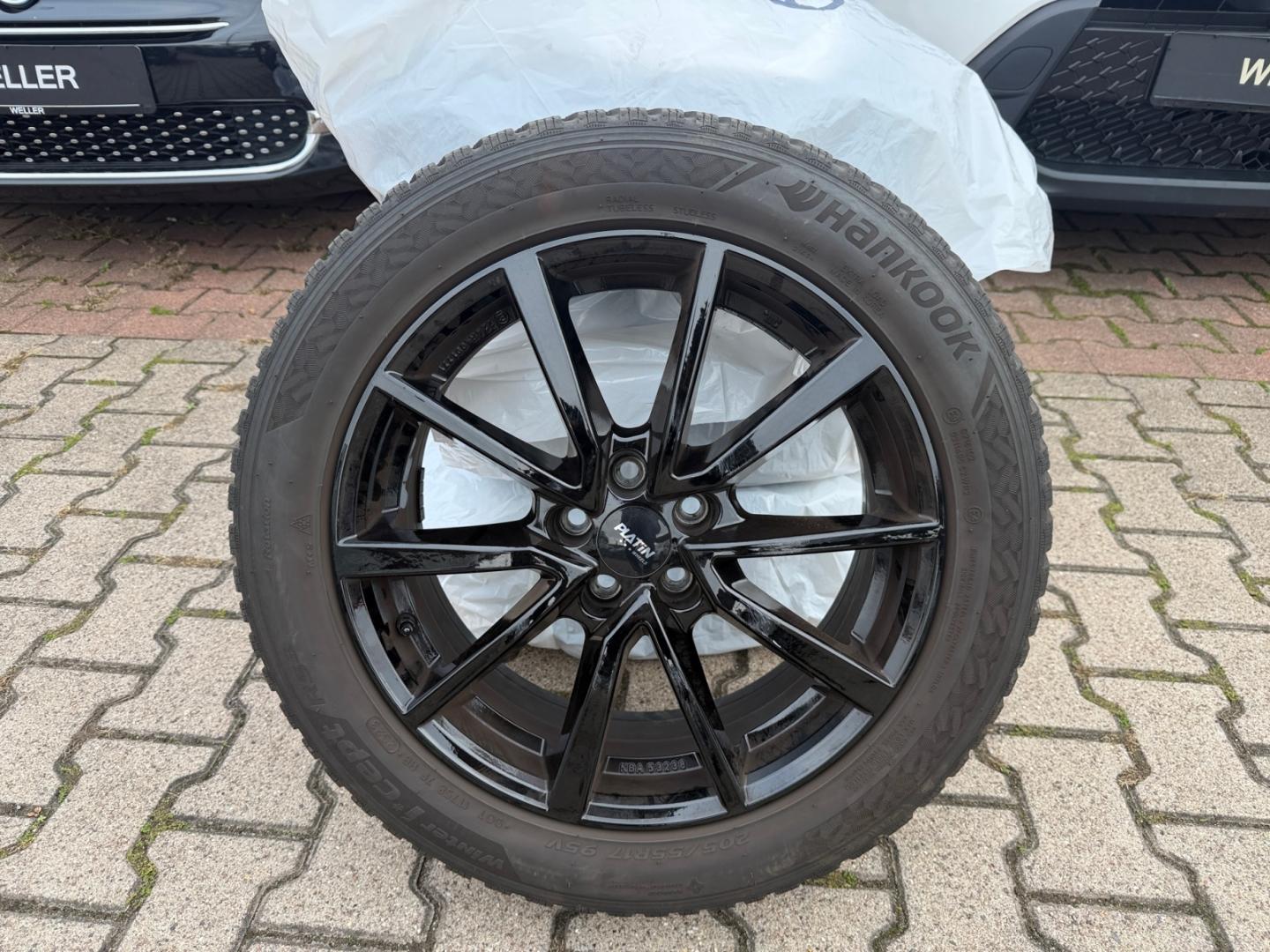 Volkswagen Taigo 1.0 TSI DSG R-Line *Black Style*Navi*RCam*