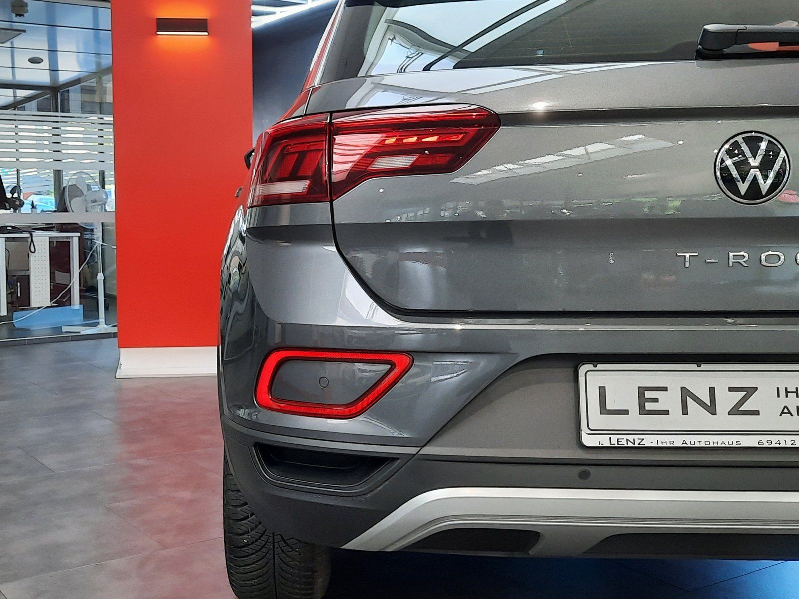 Fahrzeugabbildung Volkswagen T-Roc TSI *AHK*Standhzg*Cam*LED*Sitzhzg*Navi*ACC