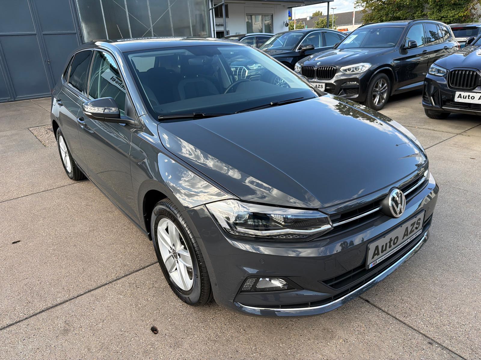 Volkswagen Polo Highline/SITZHEITZUNG/NAVI/PDC/LED/ACC/ALU