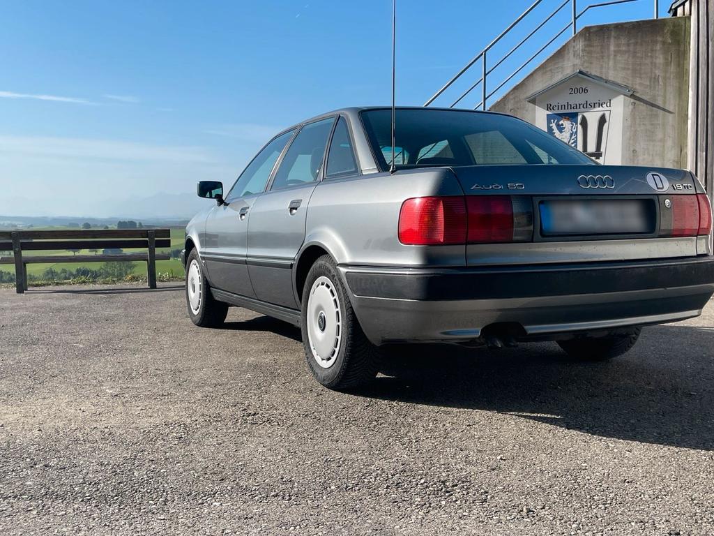 Audi 80