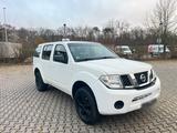 Nissan pathfinder R51 Allrad Offroad 2.5dC... - Nissan Pathfinder in Frankfurt (Main)