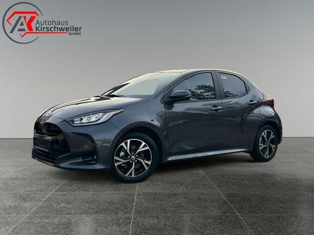 TOYOTA Yaris Hybrid 116 1.5 VVT-i Teamplayer (XPA1)