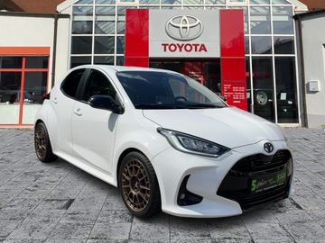 Toyota Yaris - 8