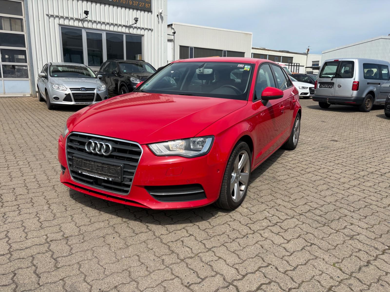 Audi A3 Sportback attraction quattro-AUT.-KAMERA-NAVI
