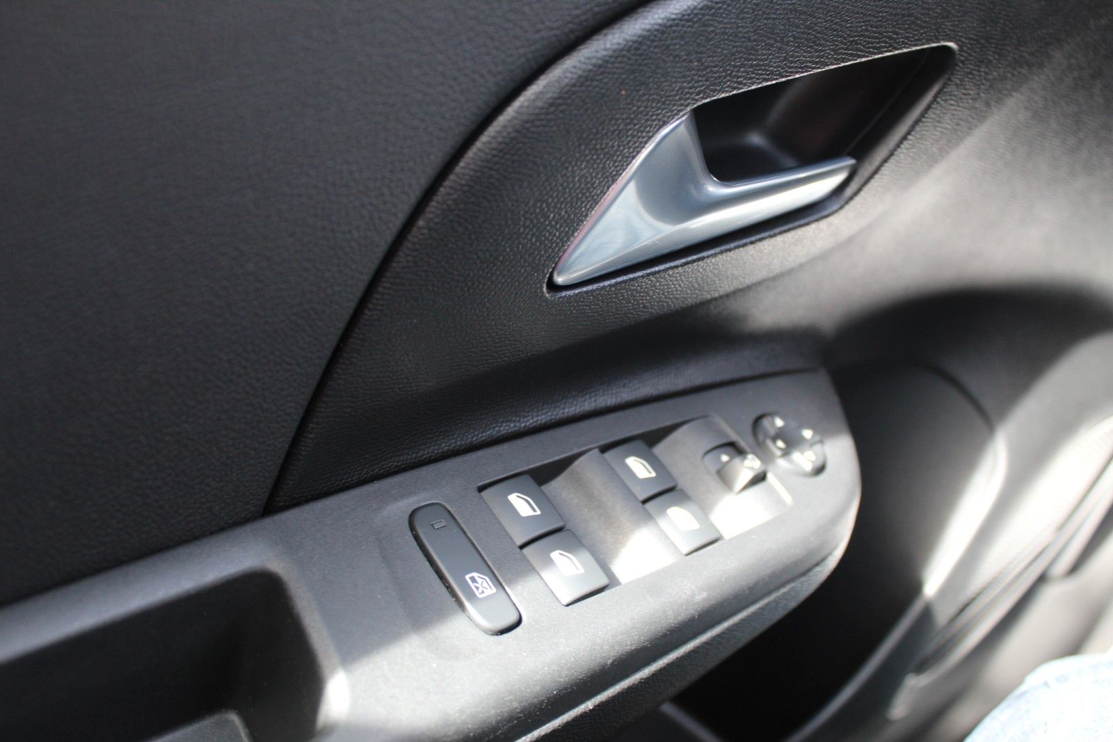 Fahrzeugabbildung Opel Corsa F GS Automatik*LED*NAVI*Keyless*SHZ*RFK