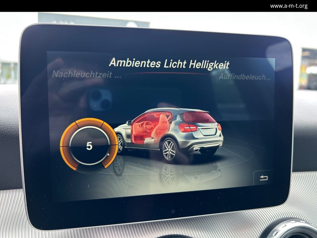MERCEDES-BENZ GLA 200 Urban*AHK*Bi-Xenon*PTS*Navi*Sitzh.*18&quot