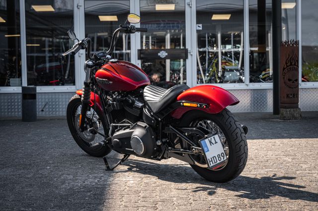 Fahrzeugabbildung Harley-Davidson FXBB STREET BOB SOFTAIL - MILLER - 1.HAND