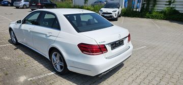 Mercedes E 200 - 5
