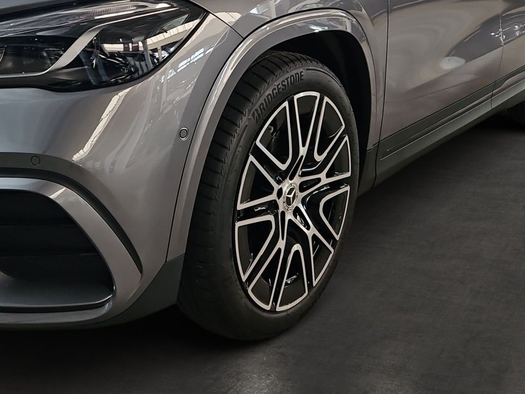 Fahrzeugabbildung Mercedes-Benz GLA 200 ++ AMG+EDITION+NIGHT+AHK+WINTER-PAKET ++