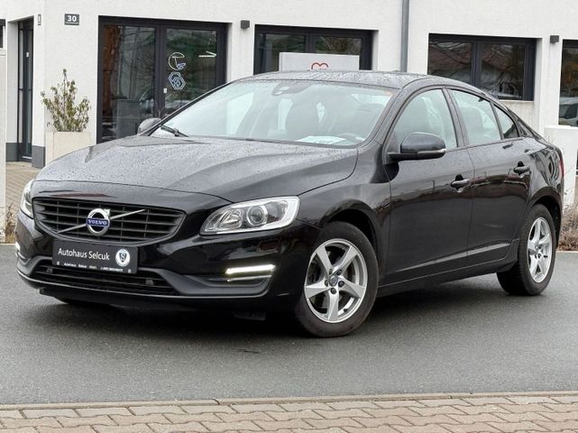 Volvo S60 D3 Kinetic Geartronic *Xenon*Navi*SHZ*