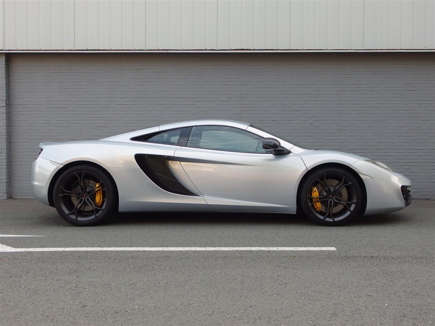 McLaren MP4-12C 3.8L V8 in Ice Silver
