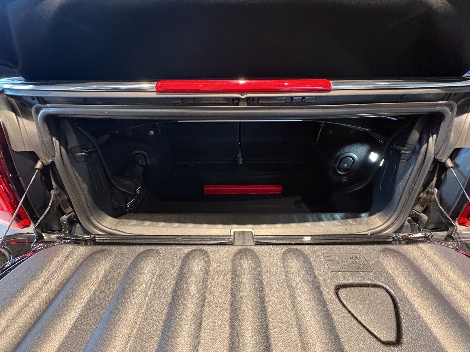 MINI John Cooper Works Cabrio - Bild 14