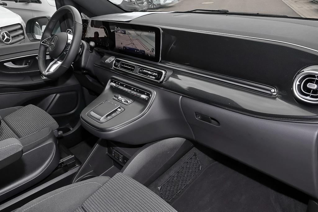 Mercedes-Benz V 250