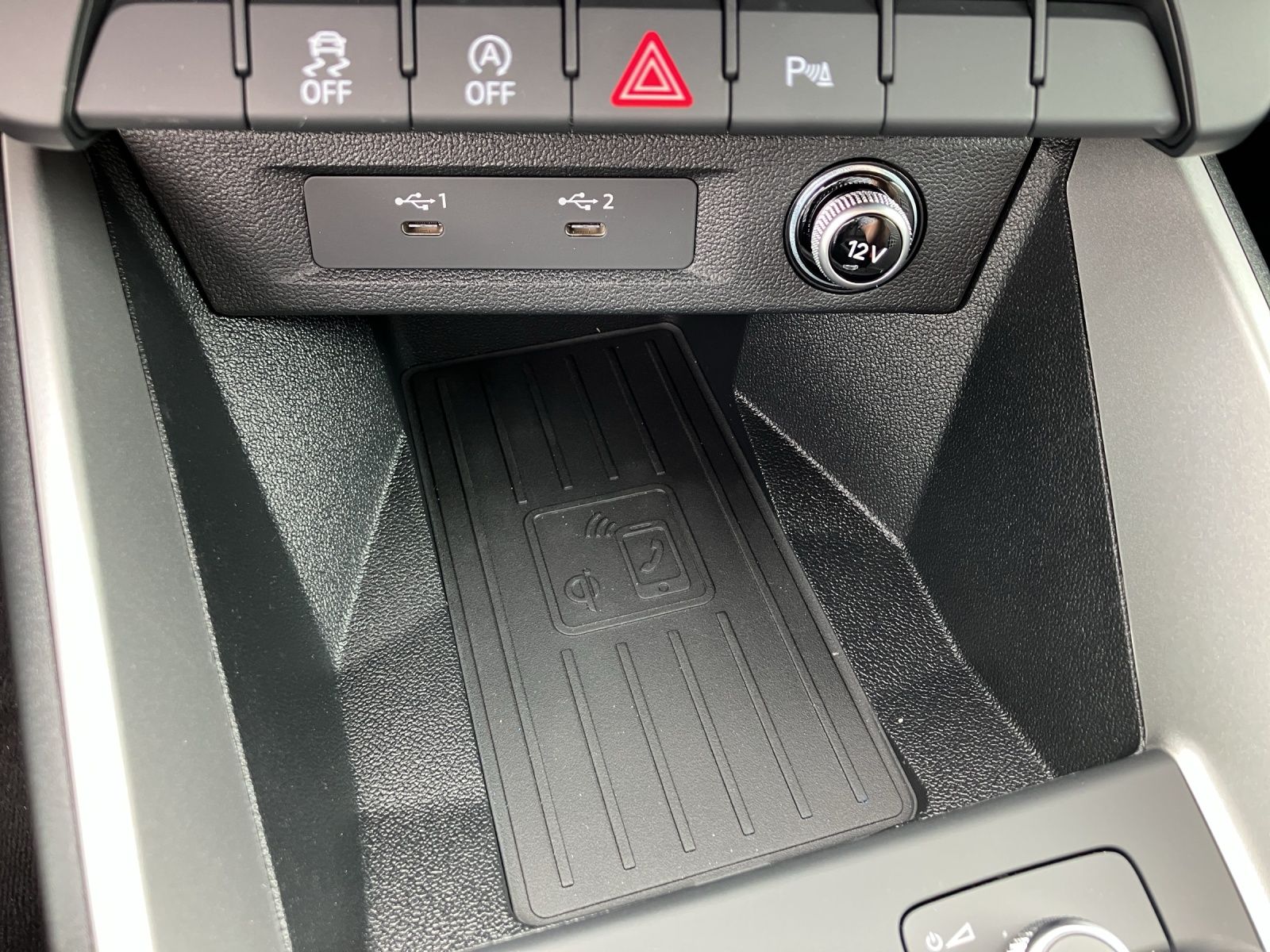 Fahrzeugabbildung Audi A1 Sportback 30 TFSI advanced LED,NAVI,DAB