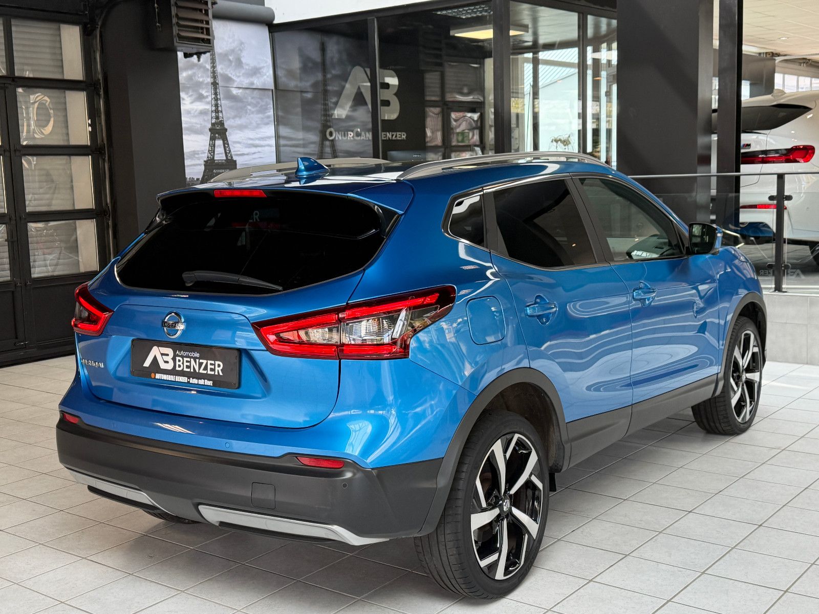 Fahrzeugabbildung Nissan Qashqai Tekna /GLASDACH/360°/MEMORY/NAVI