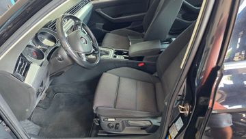 Volkswagen Passat Variant - 11