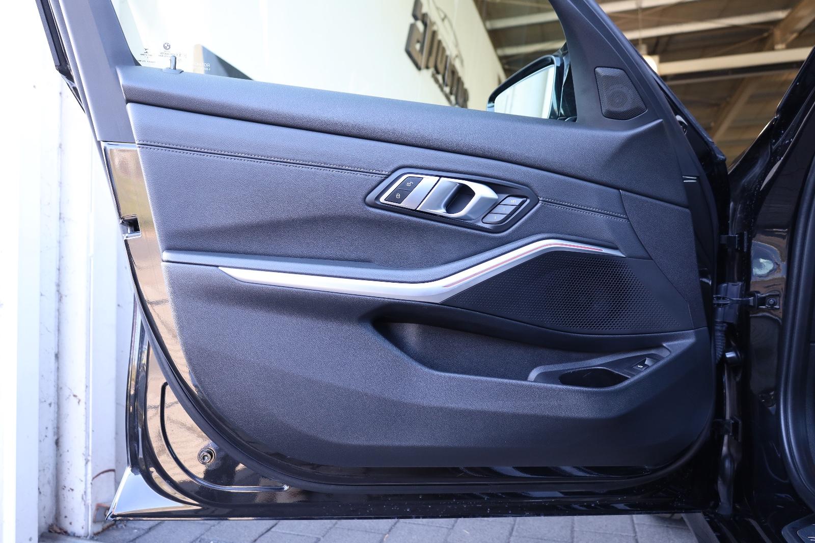 BMW M340i xDrive/M/KAMERA/HUD/SBD/SHZ/LHZ/APPLE/R19