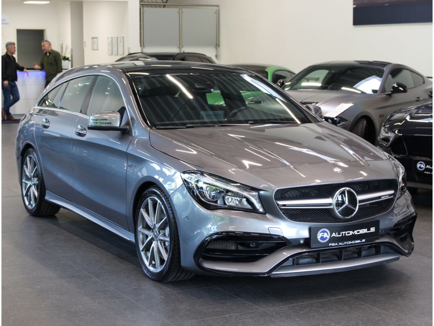 Fahrzeugabbildung Mercedes-Benz CLA 45 AMG Shooting Brake 4Matic 2.Hand*LED*TOP