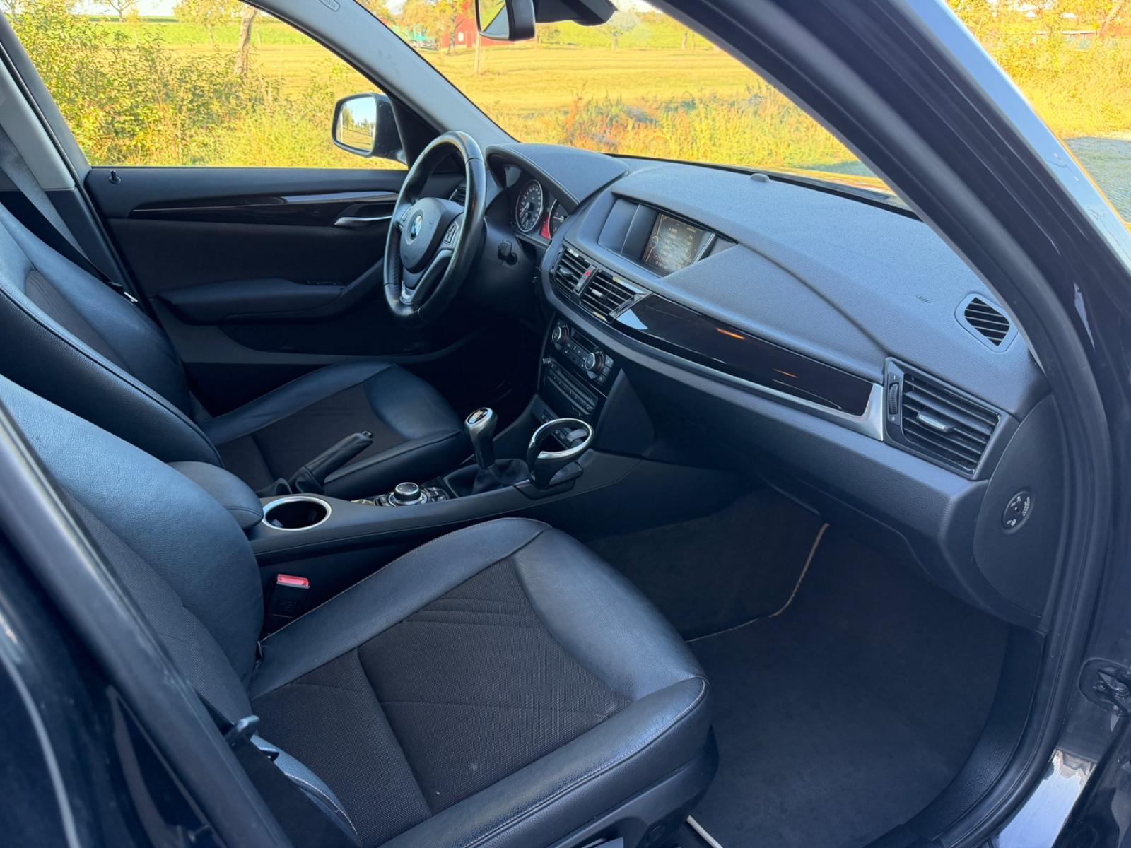 BMW X1 xDrive18d 143 ch • xLine • 4x4 • Bi-Xénon • GPS • Sièges chauffants