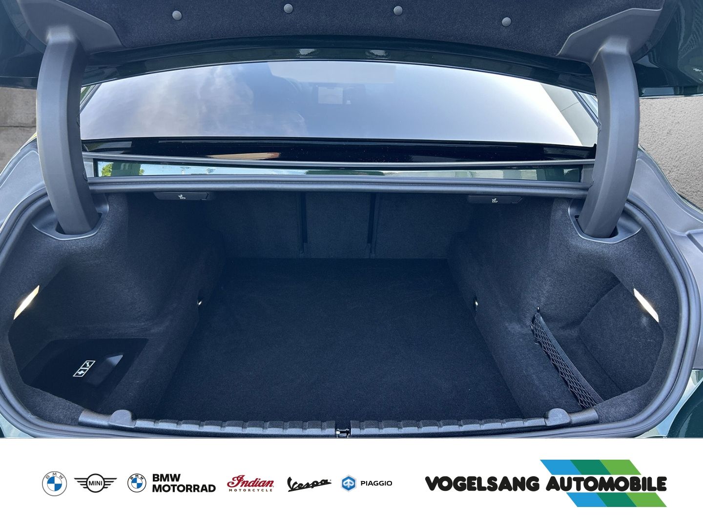 Fahrzeugabbildung BMW M850 i xDrive Gran Coupe,Laserlicht,Panodach,Sof