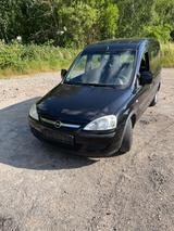 Opel Combo 1.4 TWINPORT ECOTEC Edition - gebrauchte Opel Combo aus dem Jahr 2009