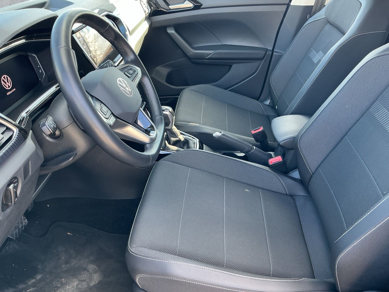 Volkswagen T-Cross - Bild 12