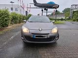 Renault Megane TÜV*SHZ*STEUERKETTE NEU!!*R... - Renault Megane aus 2010: Kombi