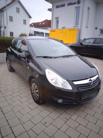 Opel Corsa. Mit Klima. Tel.015310174722