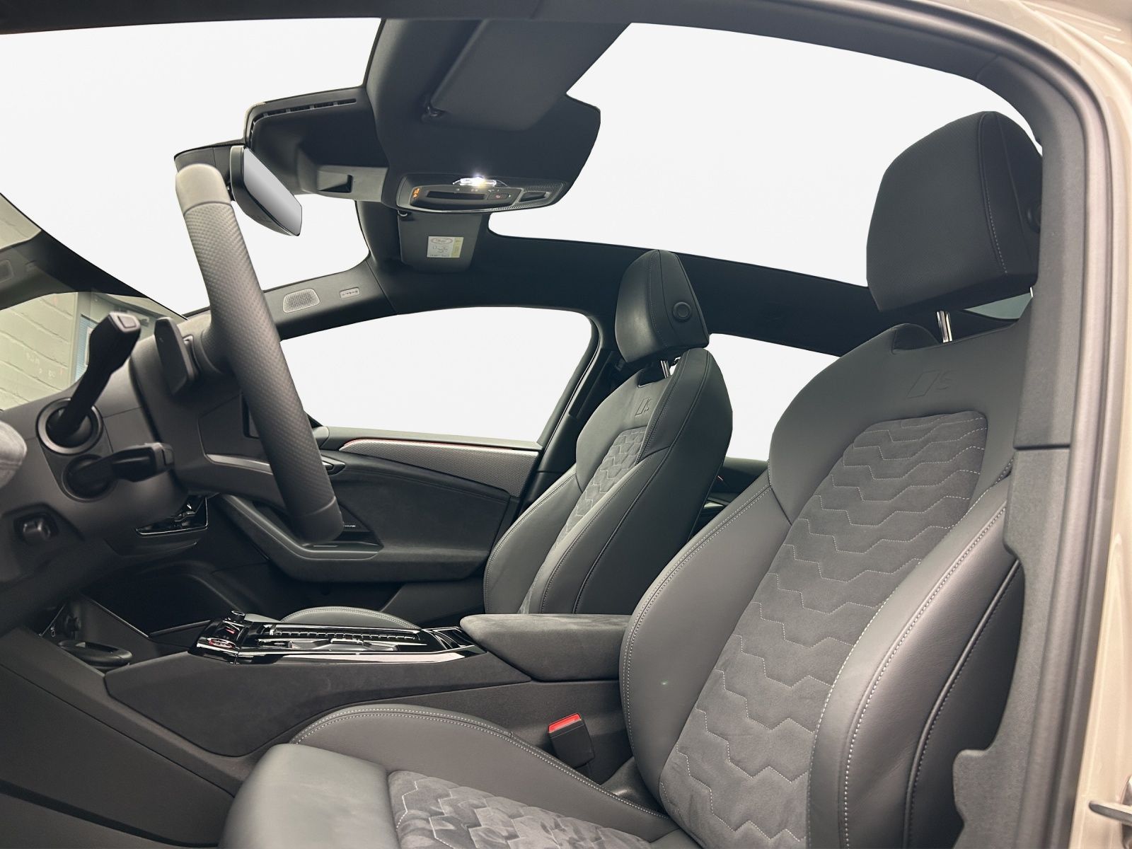 Audi A6 e-tron - Bild 11
