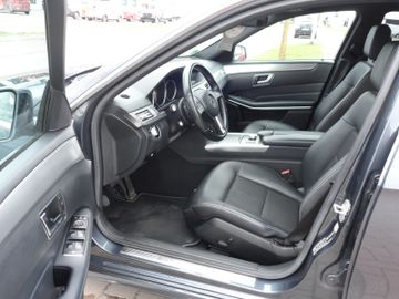 Mercedes E 200 - 8