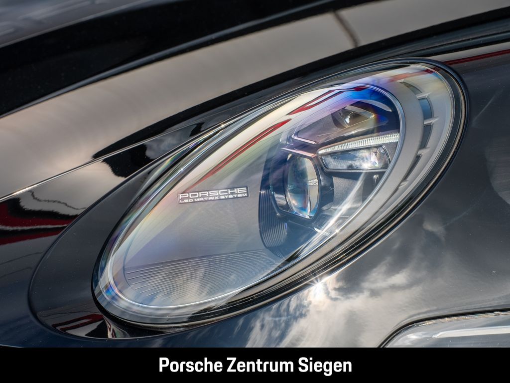 Porsche 992 (911) Turbo S