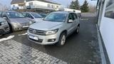 Volkswagen Tiguan 4Motion DSG Autom/Pano/AHK/Navi1JGarantie - VW Tiguan Gebrauchtwagen in Frankfurt