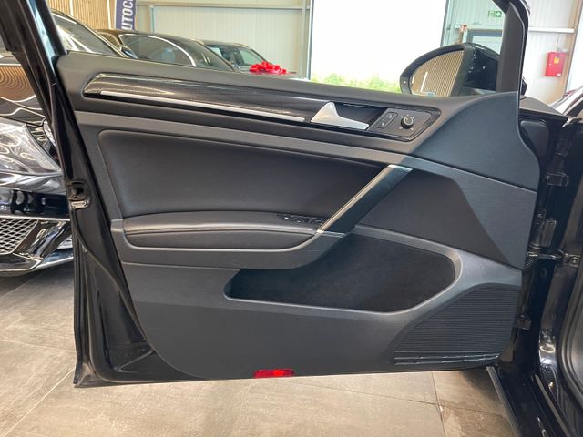 MYAUTOCENTER – Gebraucht- und Jahreswagen mit Werkstattservice in Pfaffenhofen Volkswagen Golf VII Variant Highline BMT *1. Hand*Massage*