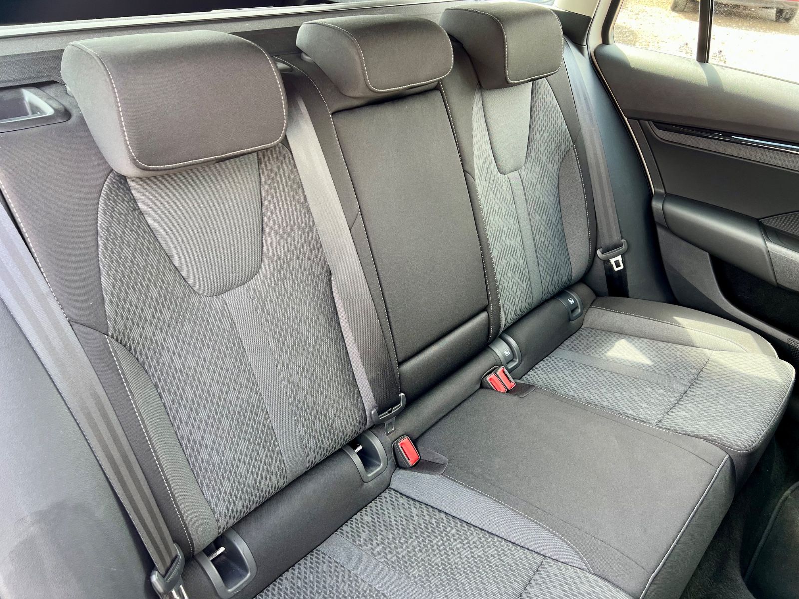 SKODA Octavia Combi Ambition AAC SHZ NAVI CARPLAY