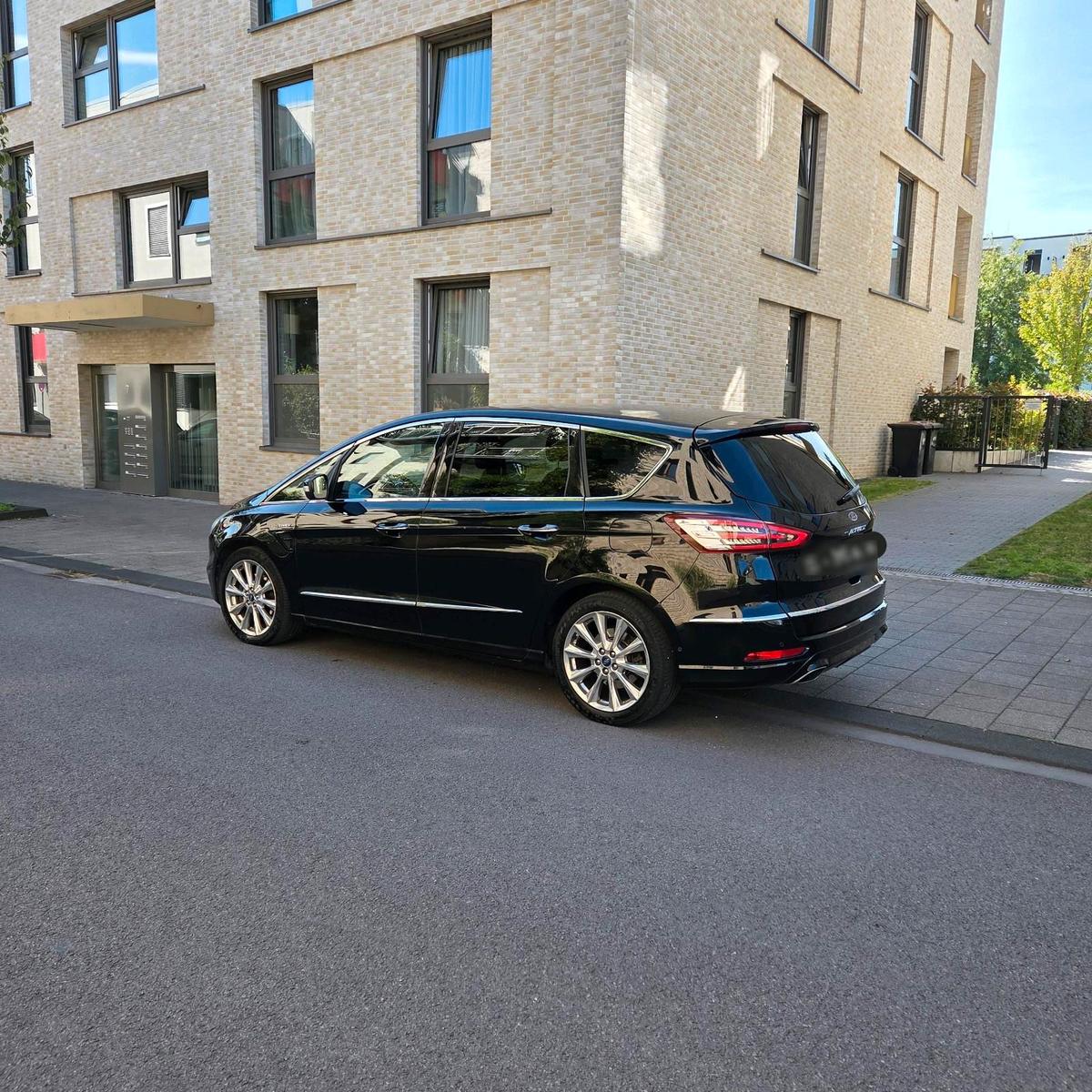 Ford S-Max