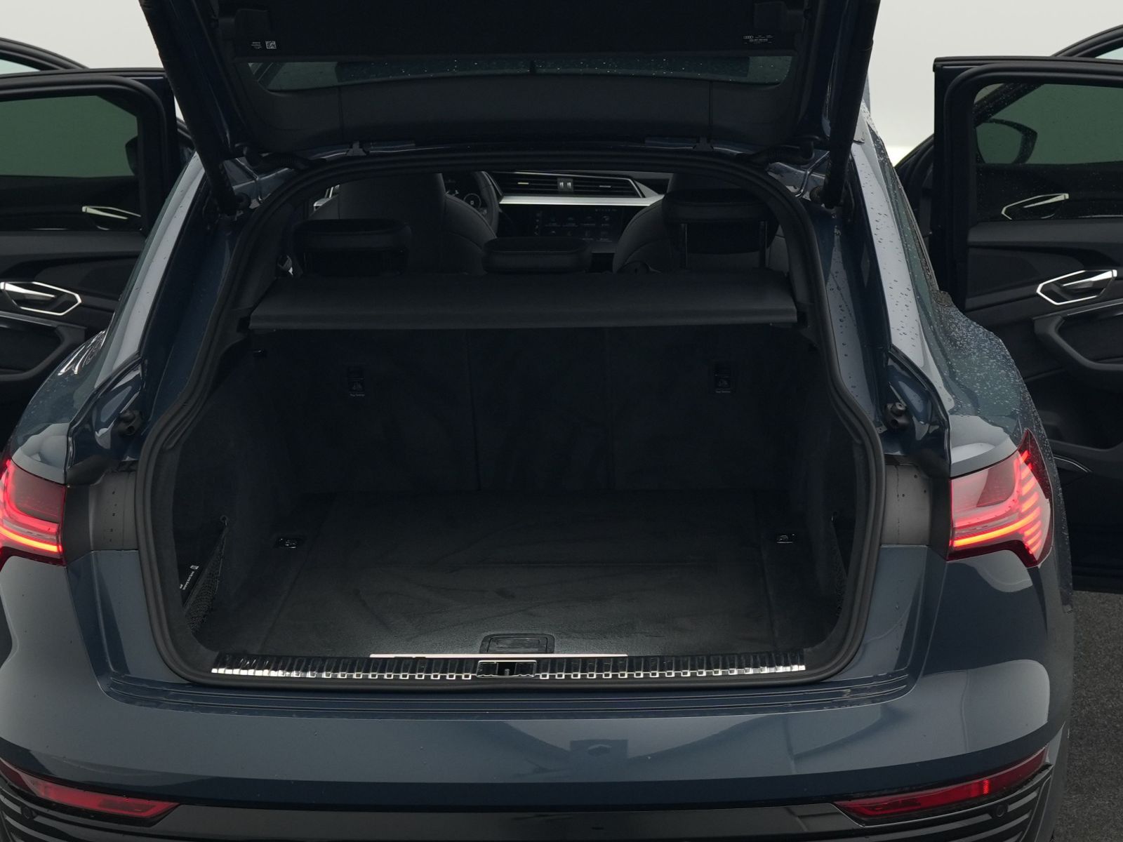 Audi Q8 e-tron - Bild 14