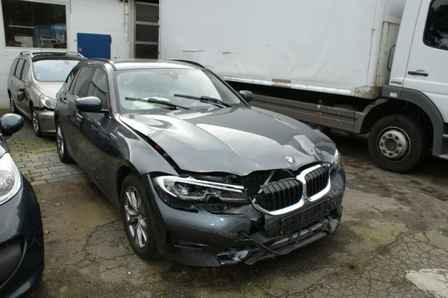 BMW 330 Baureihe 3 Touring 330 e xDrive Sport Line