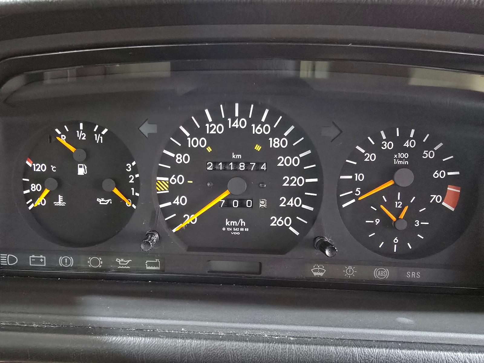 Mercedes-Benz CE 320 Sport Line+TOP ZUSTAND+TÜV / SERVICE NEU+