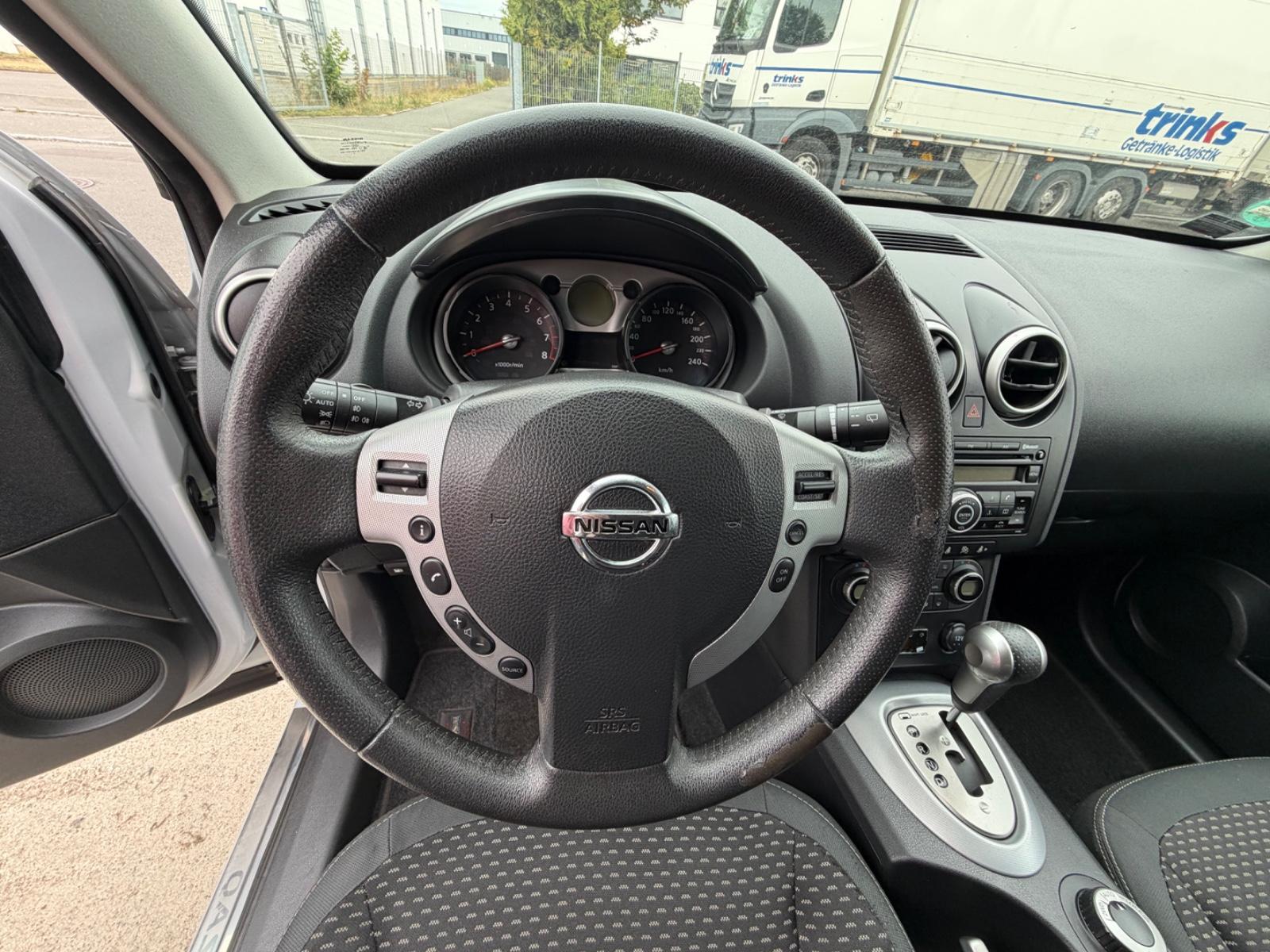 Nissan Qashqai+2 2008 — photo 13