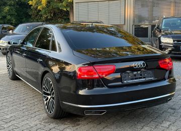 Audi A8 - 6