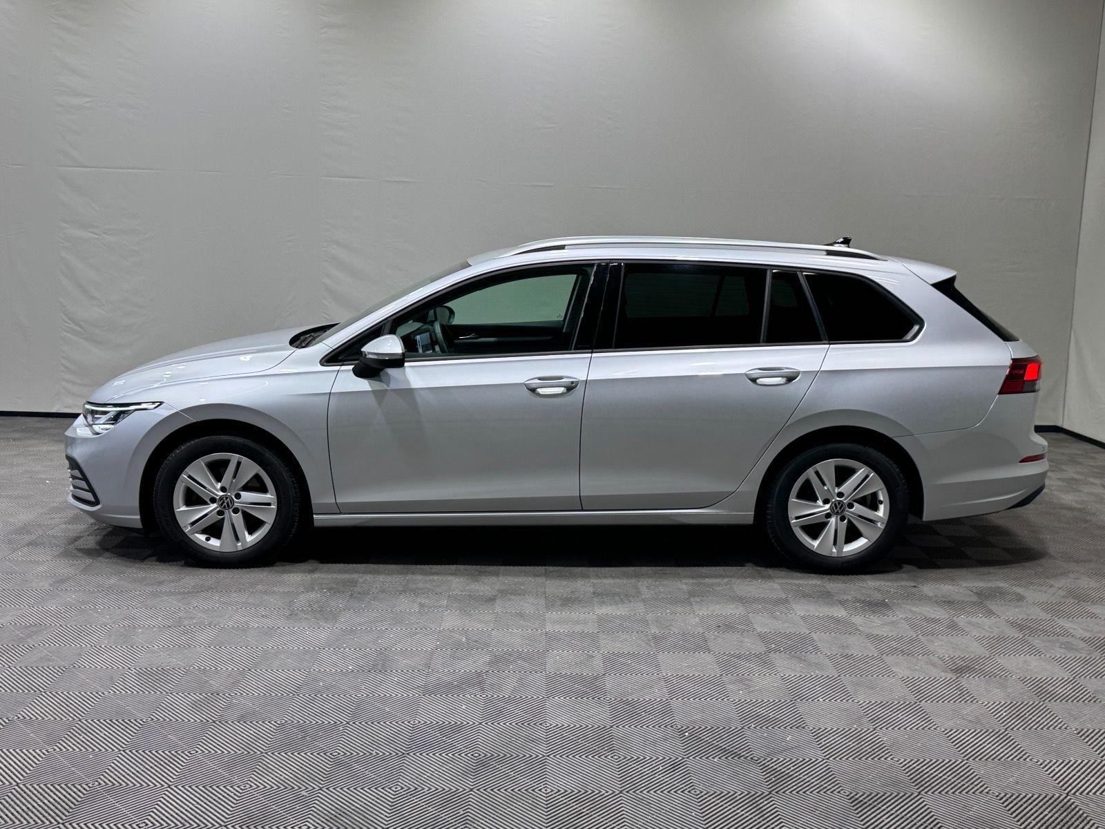 Volkswagen Golf Variant Life 1.5 TSI | LED ACC NAV DAB RÜKA