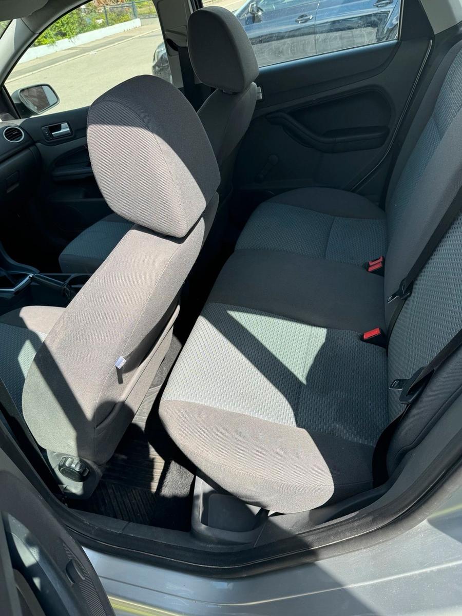 Ford Focus 2007 — photo 7