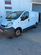 Opel Vivaro AUTOCARRO - 3 POSTI - gebrauchte Opel Vivaro aus dem Jahr 2002