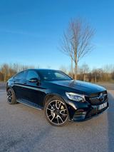 Mercedes-Benz GLC43 AMG Coupé | Pano | Burmester | Distronic - Mercedes-Benz GLC 43 AMG: Sportwagen