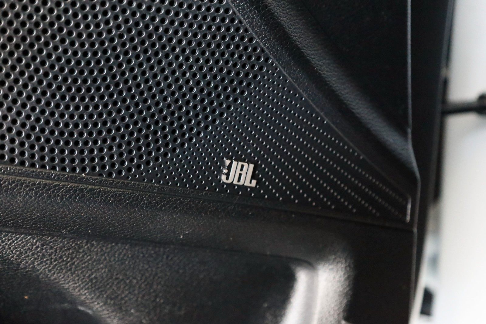 Fahrzeugabbildung Kia cee'd / Ceed GT, T.Leder,Navi,LED,SH,JBL +WR